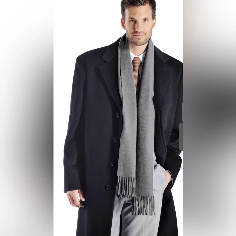 Sky Cashmere Gray Wool Scarf. 25”x68”. Neutral | Cozy | Fringed | Warm. EUC